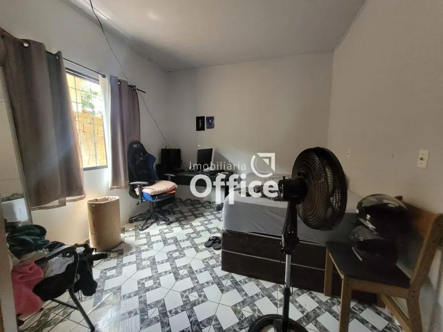 Casa com 2 quartos à venda, 180m2 em Adriana Parque, Anapolis - GO - imagem 4 Foto 4 de Casa com 2 quartos à venda, 180m2 em Adriana Parque, Anapolis - GO