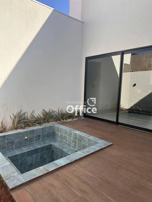 Foto 2 de Casa com 3 quartos à venda, 360m2 em Parque Brasília, Anapolis - GO
