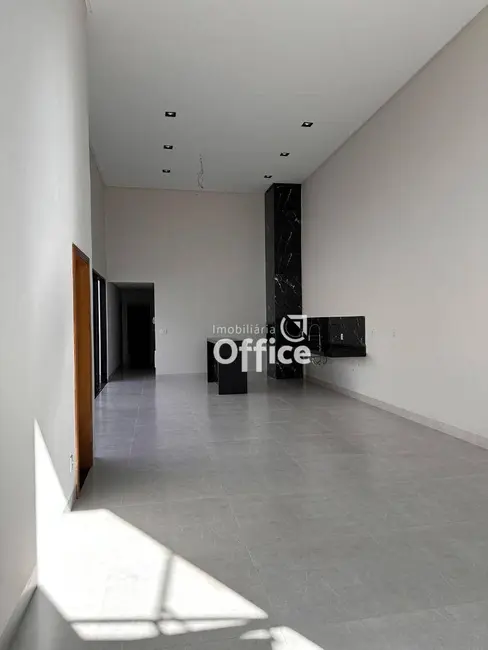 Foto 8 de Casa com 3 quartos à venda, 360m2 em Parque Brasília, Anapolis - GO