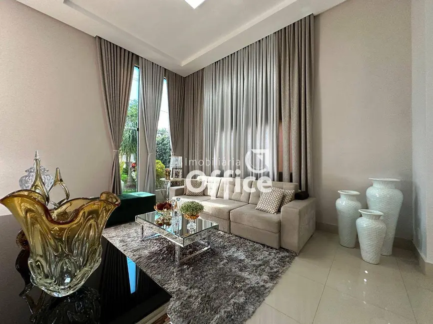 Foto 4 de Casa de Condomínio com 3 quartos à venda, 490m2 em Residencial Anaville, Anapolis - GO