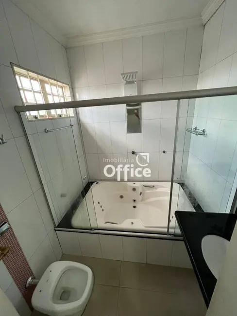 Foto 6 de Casa com 4 quartos à venda, 527m2 em Residencial Ayrton Senna, Anapolis - GO