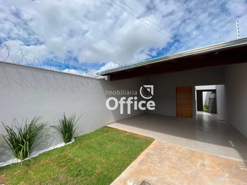 Foto 2 de Casa com 2 quartos à venda, 150m2 em Sítios de Recreio Vale das Laranjeiras, Anapolis - GO