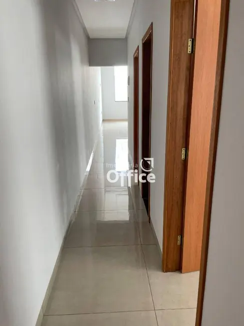 Foto 3 de Casa com 3 quartos à venda, 150m2 em Anapolis - GO