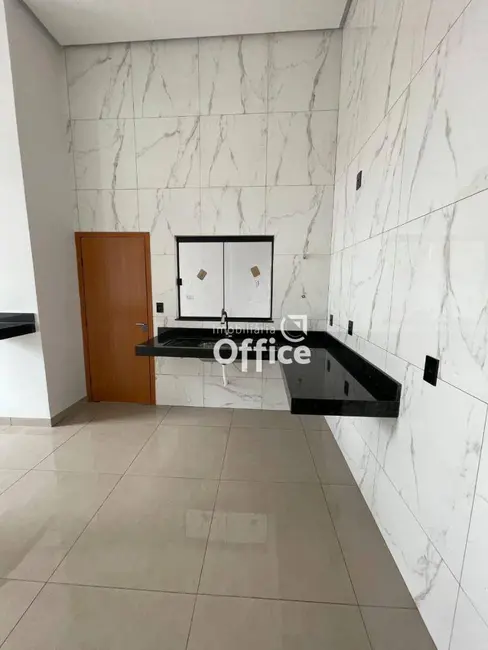 Foto 8 de Casa com 3 quartos à venda, 150m2 em Anapolis - GO