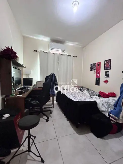 Sobrado com 3 quartos à venda, 150m2 em Residencial Dom Felipe, Anapolis - GO - imagem 3 Foto 3 de Sobrado com 3 quartos à venda, 150m2 em Residencial Dom Felipe, Anapolis - GO
