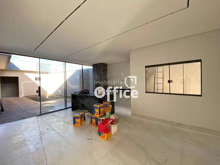 Casa com 3 quartos à venda, 250m2 em Anapolis - GO - imagem 4 Foto 4 de Casa com 3 quartos à venda, 250m2 em Anapolis - GO