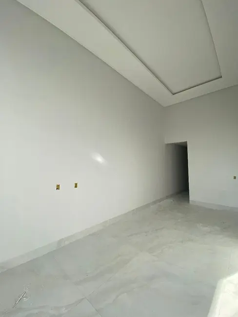 Foto 2 de Casa com 3 quartos à venda, 250m2 em Anapolis - GO