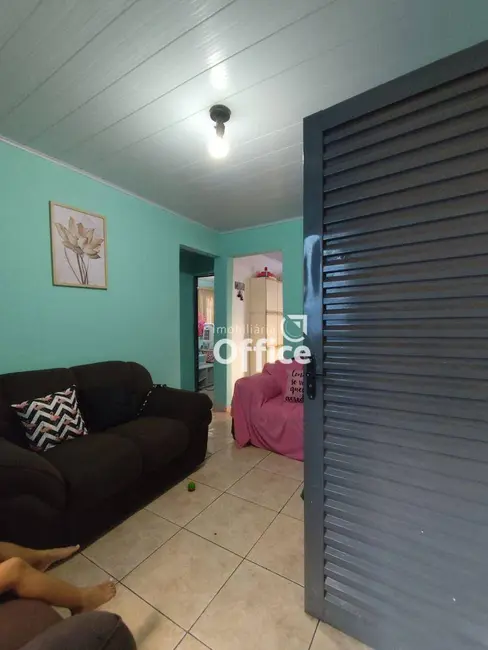 Casa com 2 quartos à venda, 420m2 em Parque das Primaveras, Anapolis - GO - imagem 5 Foto 5 de Casa com 2 quartos à venda, 420m2 em Parque das Primaveras, Anapolis - GO