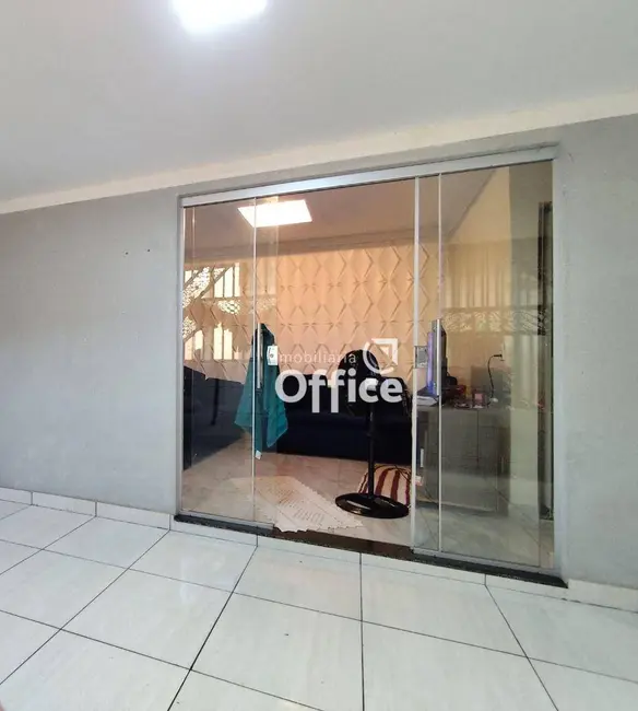 Casa com 2 quartos à venda, 420m2 em Parque das Primaveras, Anapolis - GO - imagem 8 Foto 8 de Casa com 2 quartos à venda, 420m2 em Parque das Primaveras, Anapolis - GO