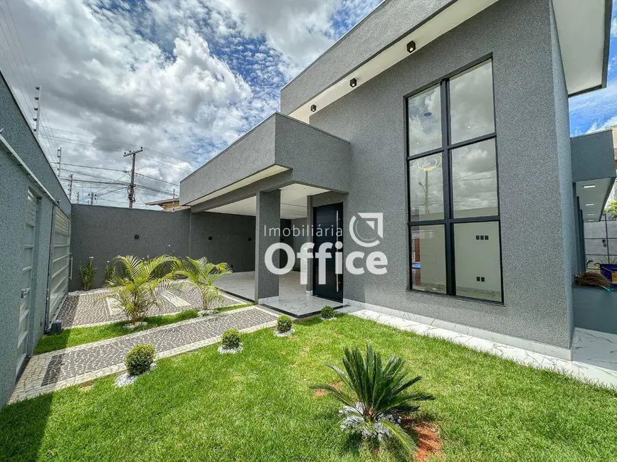 Casa com 3 quartos à venda, 300m2 em Loteamento Residencial Verona, Anapolis - GO - imagem 3 Foto 3 de Casa com 3 quartos à venda, 300m2 em Loteamento Residencial Verona, Anapolis - GO