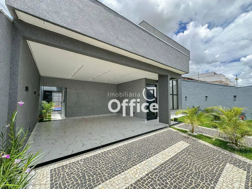 Casa com 3 quartos à venda, 300m2 em Loteamento Residencial Verona, Anapolis - GO - imagem 2 Foto 2 de Casa com 3 quartos à venda, 300m2 em Loteamento Residencial Verona, Anapolis - GO