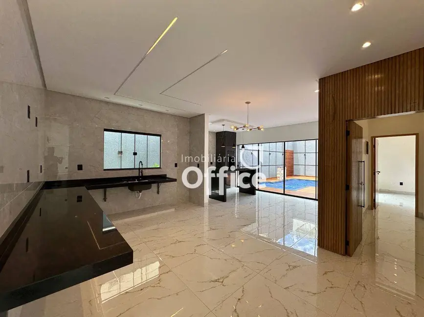 Casa com 3 quartos à venda, 300m2 em Loteamento Residencial Verona, Anapolis - GO - imagem 9 Foto 9 de Casa com 3 quartos à venda, 300m2 em Loteamento Residencial Verona, Anapolis - GO