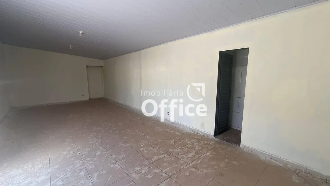 Foto 6 de Casa com 2 quartos à venda, 200m2 em Vila Santa Isabel, Anapolis - GO
