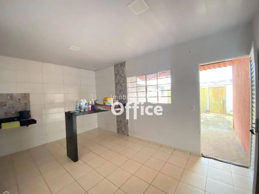 Casa com 3 quartos à venda, 200m2 em Anapolis - GO - imagem 9 Foto 9 de Casa com 3 quartos à venda, 200m2 em Anapolis - GO