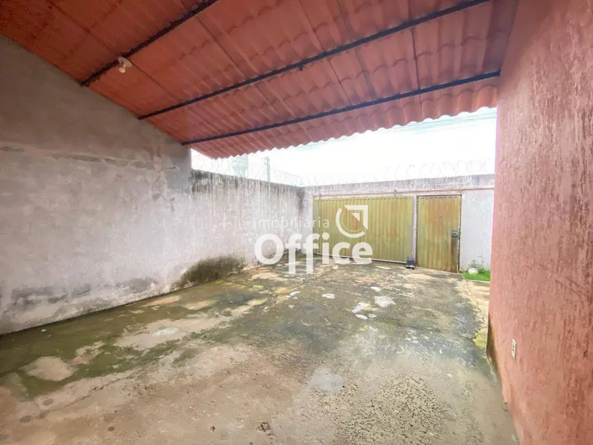 Casa com 3 quartos à venda, 200m2 em Anapolis - GO - imagem 3 Foto 3 de Casa com 3 quartos à venda, 200m2 em Anapolis - GO