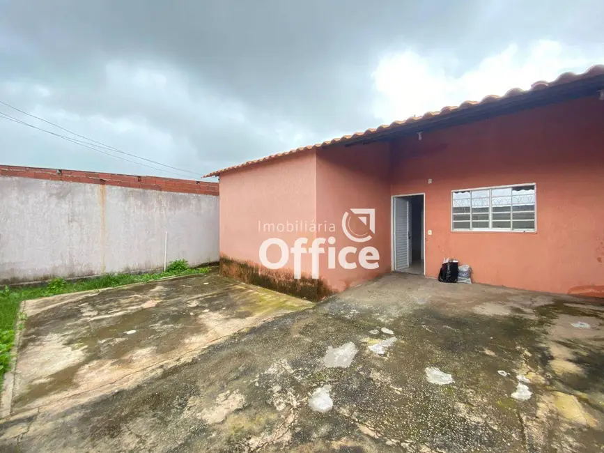 Foto 1 de Casa com 3 quartos à venda, 200m2 em Anapolis - GO