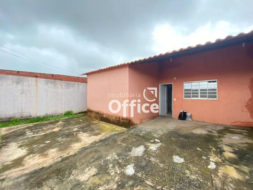 Foto 2 de Casa com 3 quartos à venda, 200m2 em Anapolis - GO