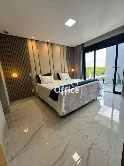 Sobrado com 3 quartos à venda, 360m2 em Condomínio Terras Alpha Anápolis, Anapolis - GO - imagem 8 Foto 8 de Sobrado com 3 quartos à venda, 360m2 em Condomínio Terras Alpha Anápolis, Anapolis - GO