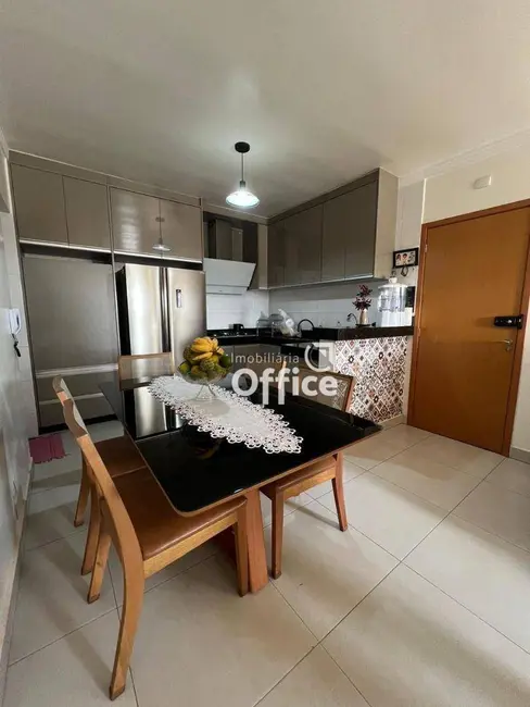 Foto 2 de Apartamento com 3 quartos à venda, 79m2 em Chácaras Colorado, Anapolis - GO