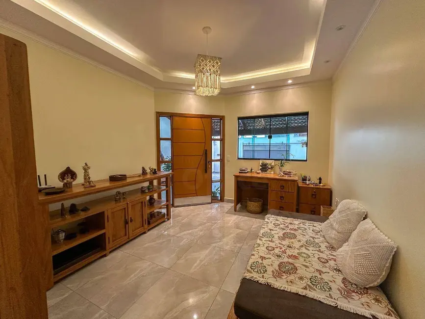 Foto 7 de Casa com 3 quartos à venda, 300m2 em Parque dos Pirineus, Anapolis - GO