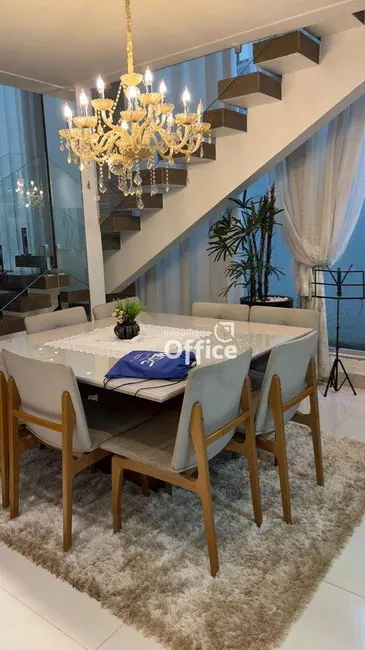 Foto 5 de Casa com 3 quartos à venda, 360m2 em Residencial Jardins do Lago, Anapolis - GO