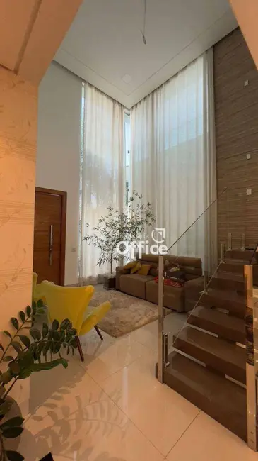 Foto 3 de Casa com 3 quartos à venda, 360m2 em Residencial Jardins do Lago, Anapolis - GO