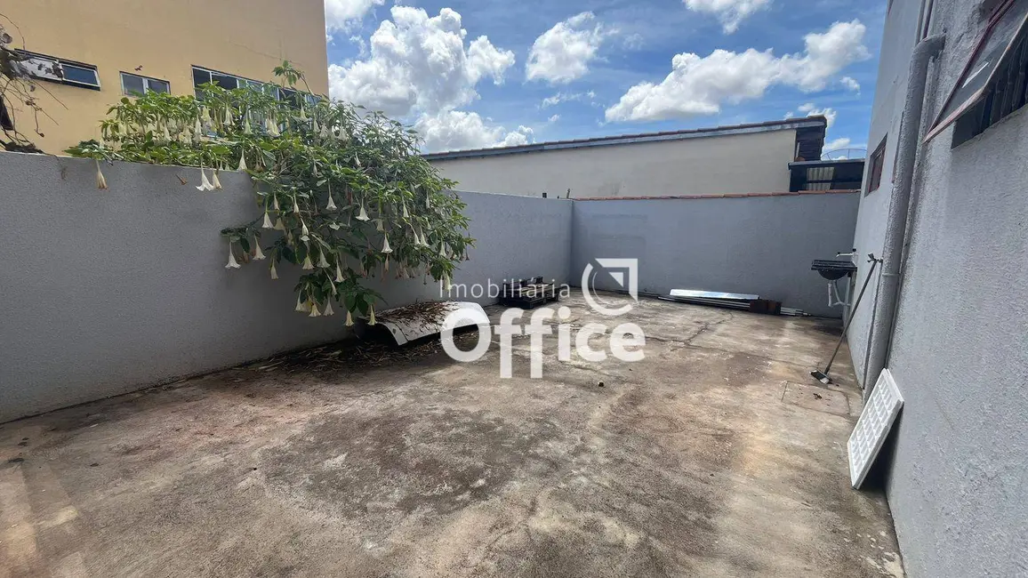 Foto 9 de Sobrado com 2 quartos à venda, 151m2 em Anapolis - GO