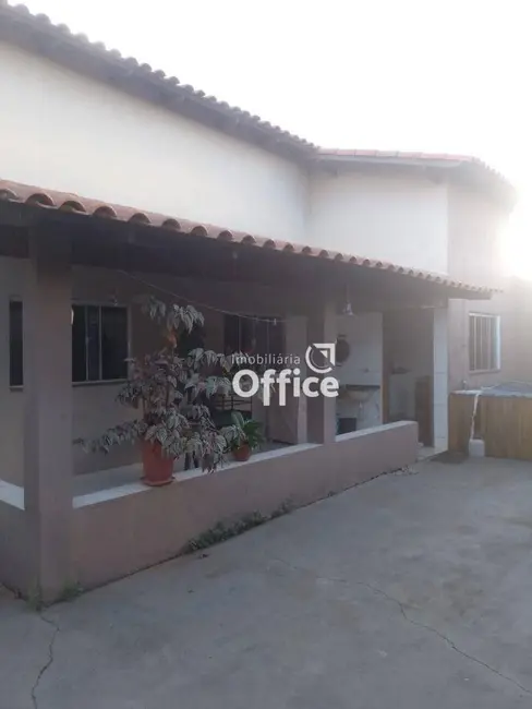 Casa com 3 quartos à venda, 265m2 em Jardim Alvorada, Anapolis - GO - imagem 6 Foto 6 de Casa com 3 quartos à venda, 265m2 em Jardim Alvorada, Anapolis - GO