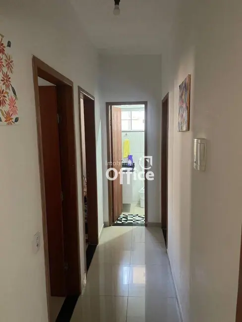 Casa com 3 quartos à venda, 265m2 em Jardim Alvorada, Anapolis - GO - imagem 8 Foto 8 de Casa com 3 quartos à venda, 265m2 em Jardim Alvorada, Anapolis - GO