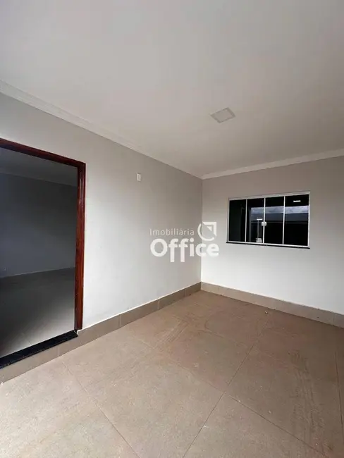 Foto 5 de Casa com 3 quartos à venda, 300m2 em Anapolis - GO