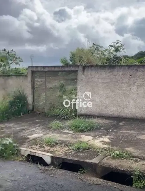 Foto 1 de Terreno / Lote à venda, 360m2 em São Carlos, Anapolis - GO