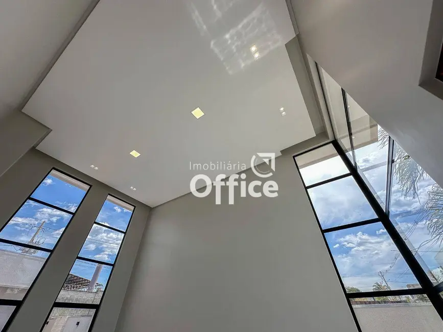 Foto 4 de Casa de Condomínio com 3 quartos à venda, 360m2 em Anapolis - GO