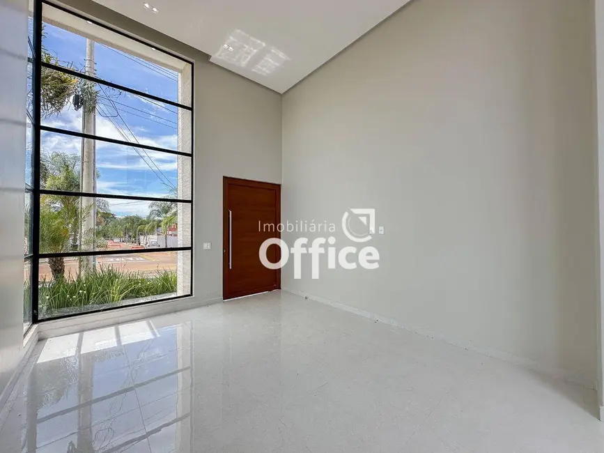 Foto 2 de Casa de Condomínio com 3 quartos à venda, 360m2 em Anapolis - GO