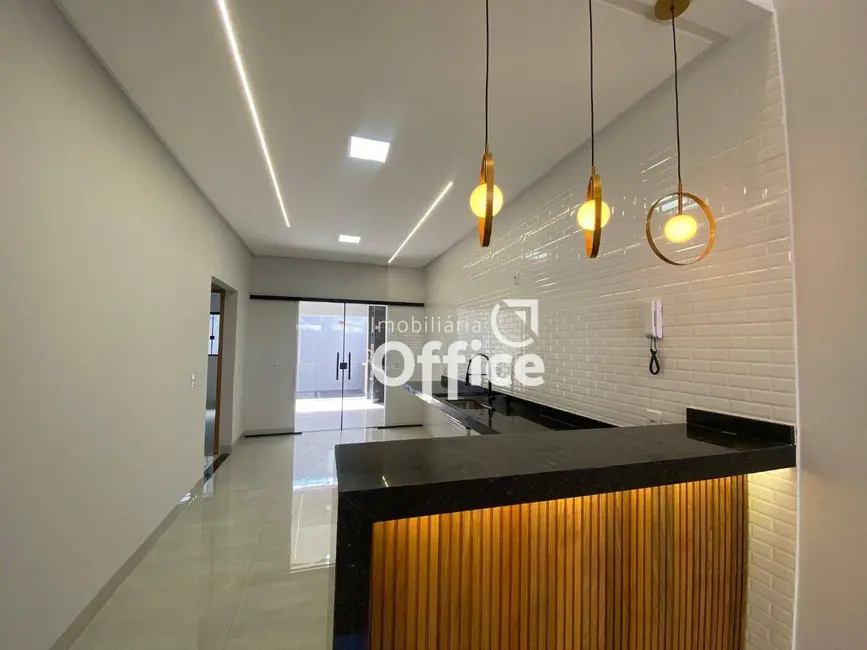 Foto 9 de Casa com 3 quartos à venda, 150m2 em Anapolis - GO