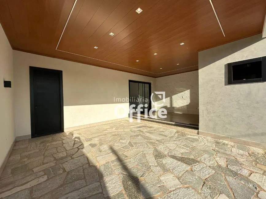 Foto 7 de Casa com 3 quartos à venda, 258m2 em Jardim Europa, Anapolis - GO