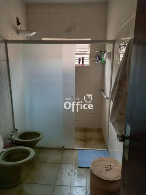 Foto 7 de Casa com 3 quartos à venda, 450m2 em Jardim Bandeirante, Anapolis - GO