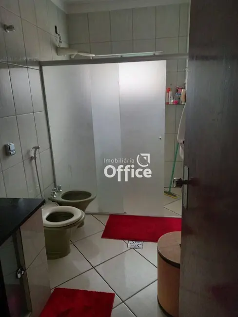 Foto 5 de Casa com 3 quartos à venda, 450m2 em Jardim Bandeirante, Anapolis - GO