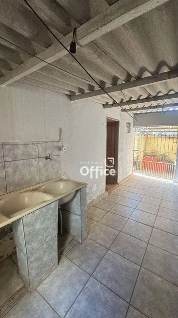 Casa com 3 quartos à venda, 300m2 em Anapolis - GO - imagem 7 Foto 7 de Casa com 3 quartos à venda, 300m2 em Anapolis - GO