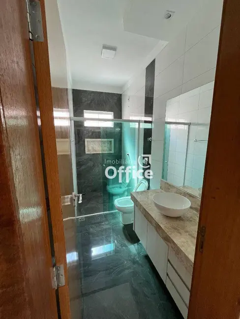 Casa com 3 quartos à venda, 302m2 em Residencial Villa Bella, Anapolis - GO - imagem 3 Foto 3 de Casa com 3 quartos à venda, 302m2 em Residencial Villa Bella, Anapolis - GO