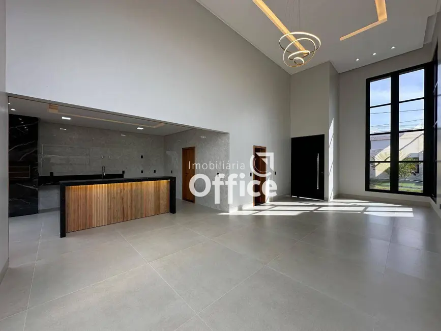 Foto 9 de Casa de Condomínio com 3 quartos à venda, 360m2 em Anapolis - GO