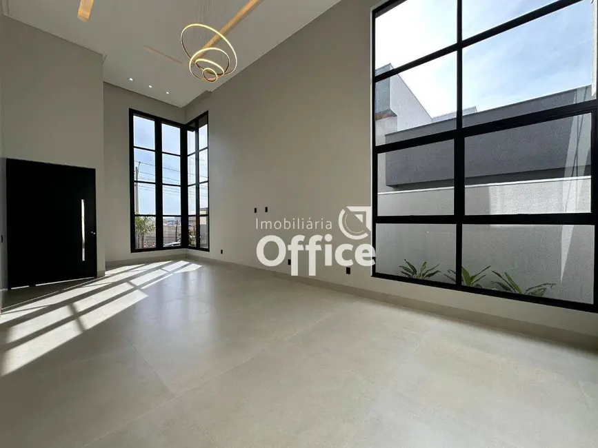 Foto 5 de Casa de Condomínio com 3 quartos à venda, 360m2 em Anapolis - GO