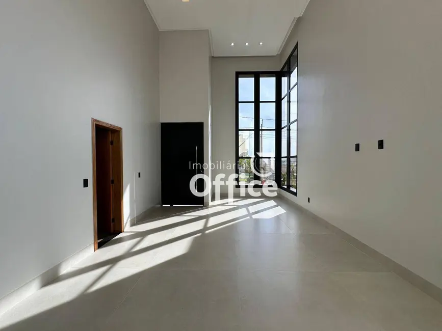 Foto 6 de Casa de Condomínio com 3 quartos à venda, 360m2 em Anapolis - GO