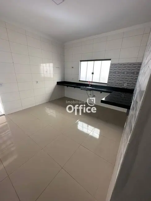 Foto 4 de Casa com 3 quartos à venda, 180m2 em Jardim Ibirapuera, Anapolis - GO