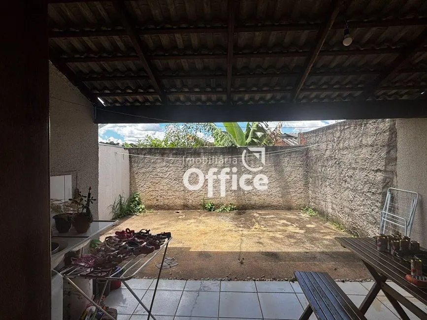 Casa com 3 quartos à venda, 159m2 em Anapolis - GO - imagem 2 Foto 2 de Casa com 3 quartos à venda, 159m2 em Anapolis - GO