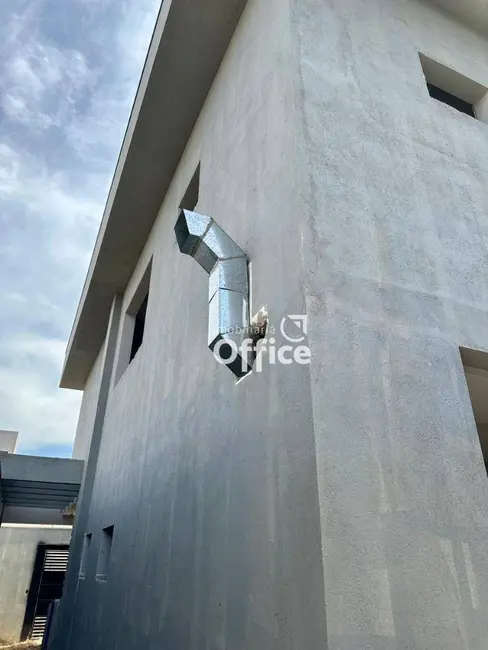 Casa com 3 quartos à venda, 180m2 em Setor Central, Anapolis - GO - imagem 4 Foto 4 de Casa com 3 quartos à venda, 180m2 em Setor Central, Anapolis - GO