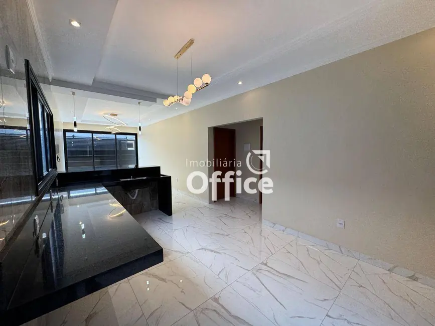 Foto 9 de Casa com 3 quartos à venda, 200m2 em Jardim Itália, Anapolis - GO