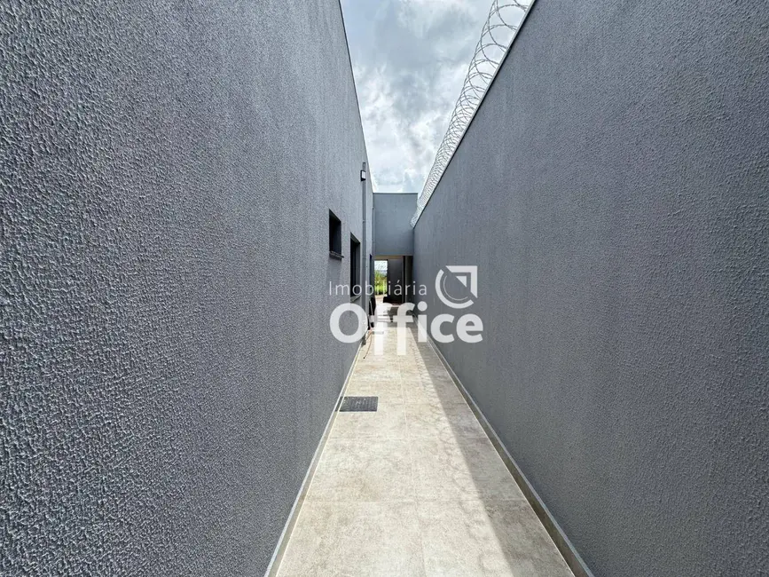 Foto 4 de Casa com 3 quartos à venda, 200m2 em Jardim Itália, Anapolis - GO