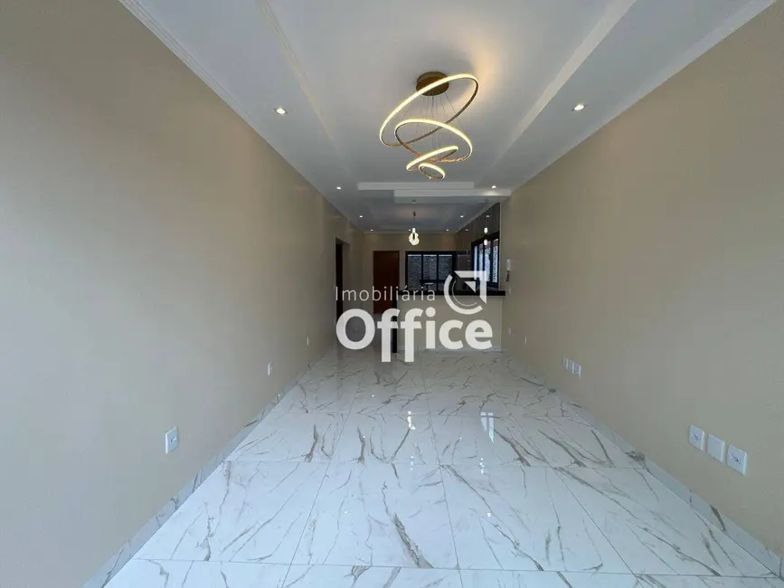 Foto 6 de Casa com 3 quartos à venda, 200m2 em Jardim Itália, Anapolis - GO
