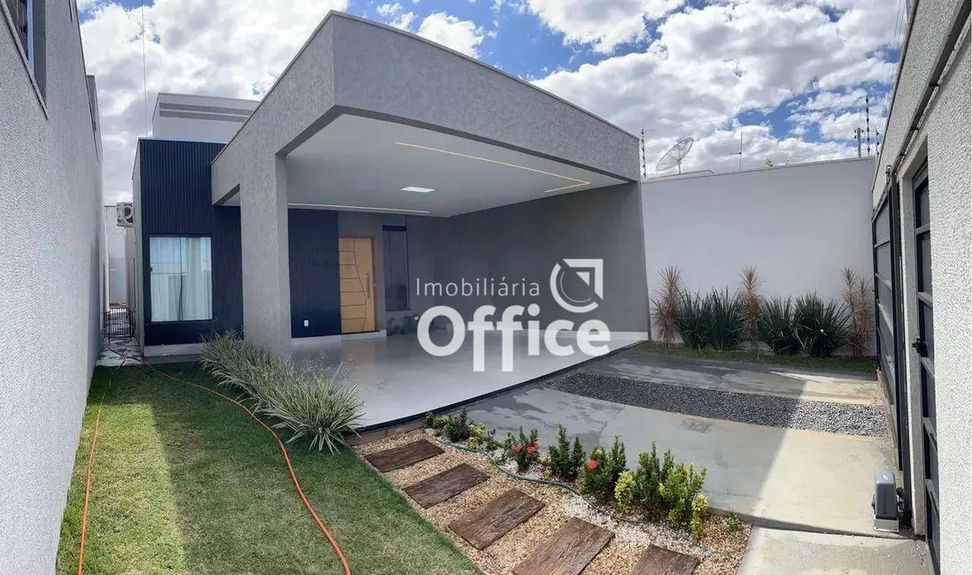 Foto 1 de Casa com 3 quartos à venda, 240m2 em Campos Elísios, Anapolis - GO