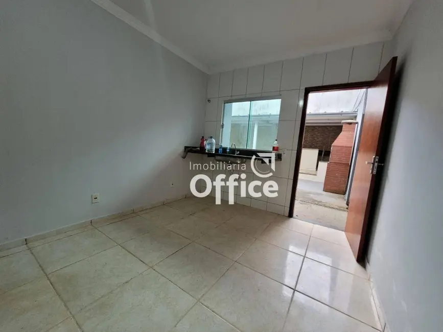 Foto 8 de Casa com 3 quartos à venda, 200m2 em Setor Summerville, Anapolis - GO